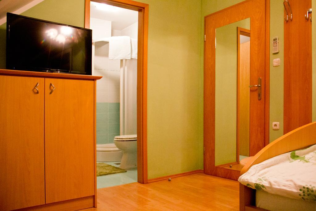 Guesthouse Jug Blato 외부 사진